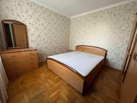 Продам 2-комнатную квартиру