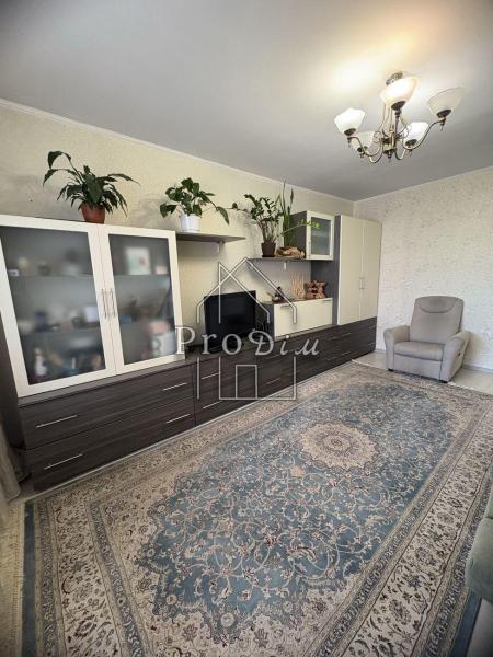 Продам 3-кімнатну квартиру