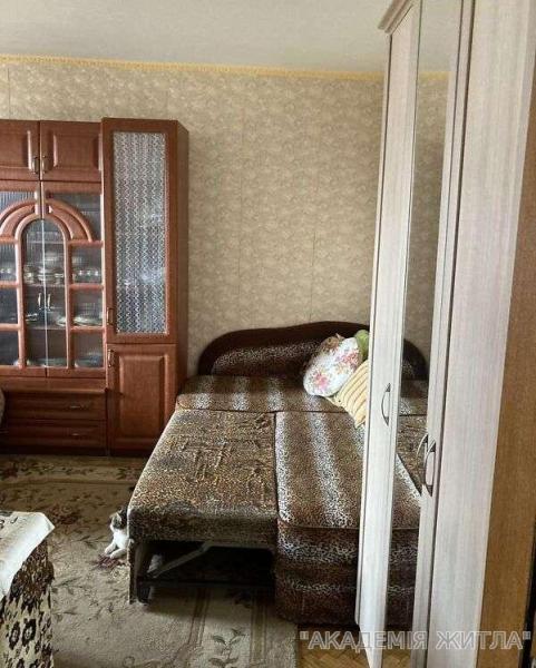 Продам 2-комнатную квартиру