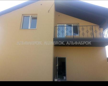 Продам 2-поверховий будинок