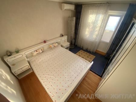 Продам 3-комнатную квартиру в новостройке