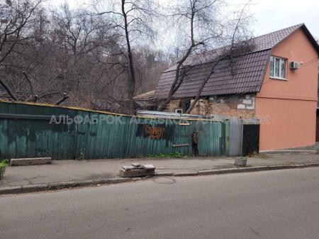 Продам ділянку під забудову приватного будинку