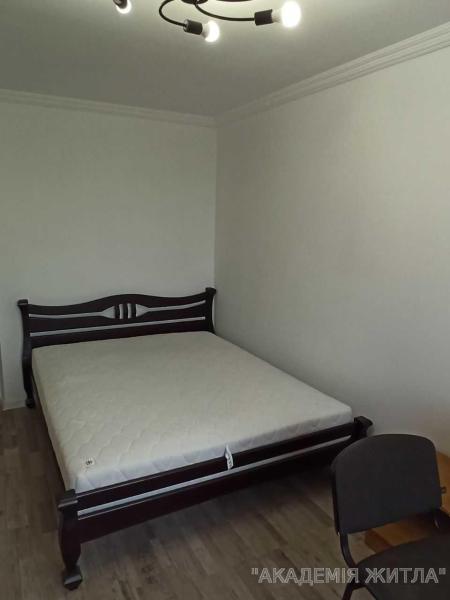 Продам 3-комнатную квартиру