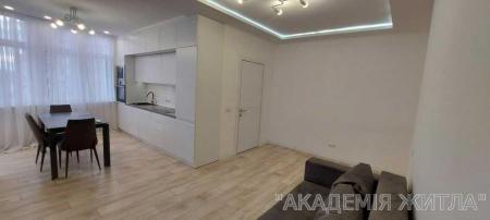 Сдам 3-комнатную квартиру в новостройке