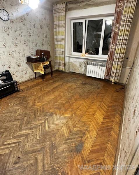 Продам 2-комнатную квартиру