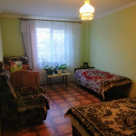 Продам 2-этажный дом