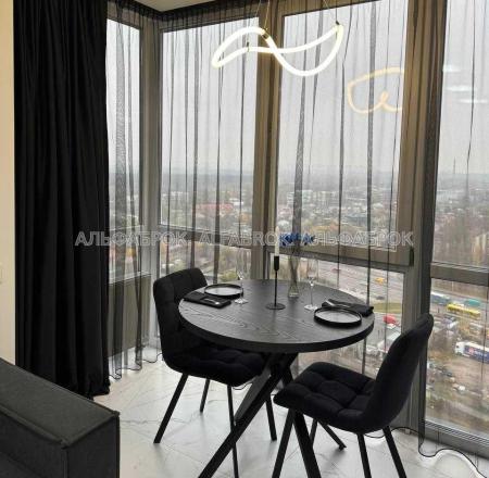 Продам квартиру-студію, ЖК 4U