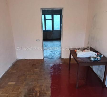 Продам 2-комнатную квартиру