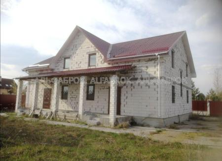 Продам 2-поверховий будинок