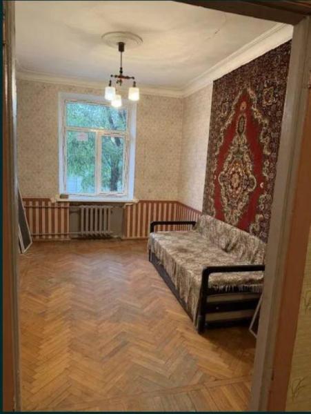Продам 2-кімнатну квартиру