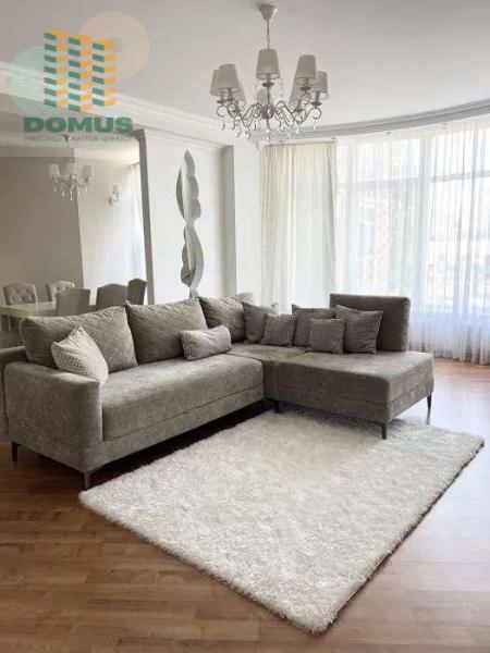 Продам 3-кімнатну квартиру