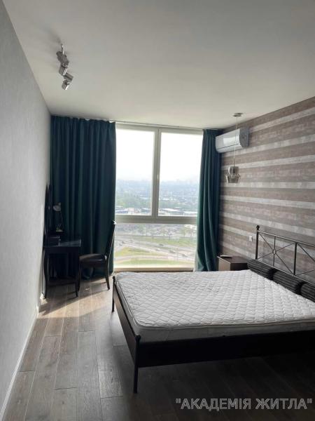 Продам 2-комнатную квартиру, ЖК «Парк Стоун»