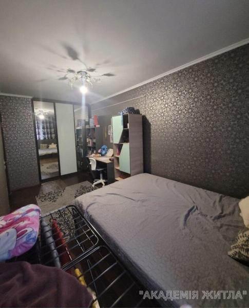 Продам 2-комнатную квартиру