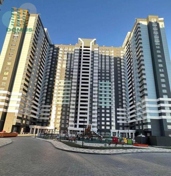 Продам 2-кімнатну квартиру, ЖК «Скай Сіті»