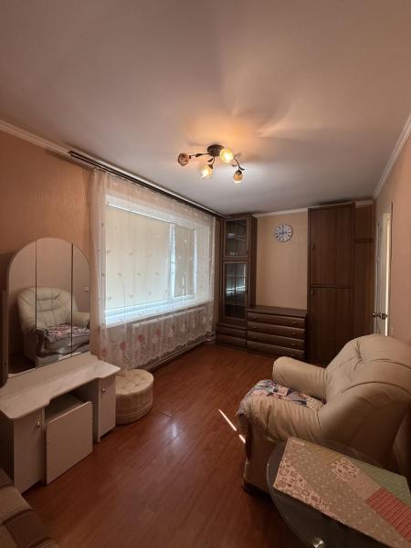 Продам 3-кімнатну квартиру