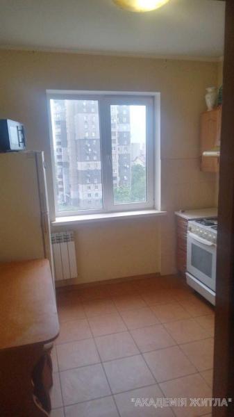 Продам 3-комнатную квартиру