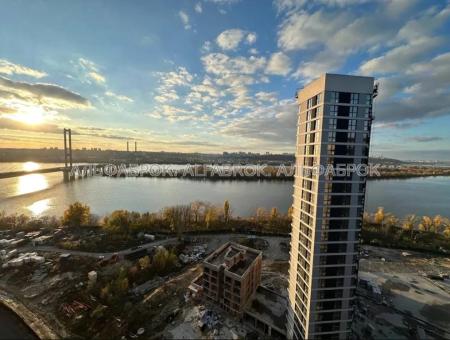 Продам 2-комнатную квартиру в новостройке, ЖК Заречный