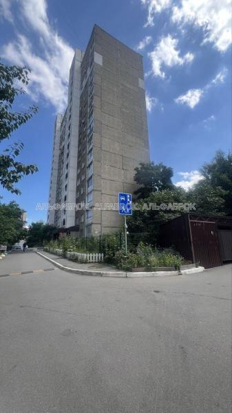 Продам 3-комнатную квартиру