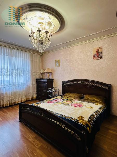 Продам 3-кімнатну квартиру