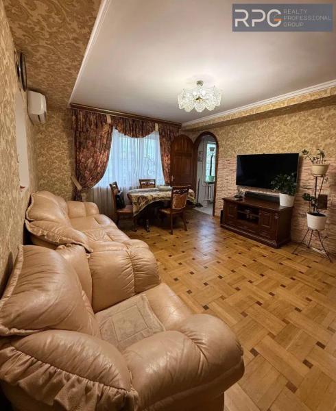 Продам 3-кімнатну квартиру