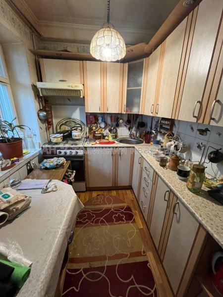 Продам 3-комнатную квартиру