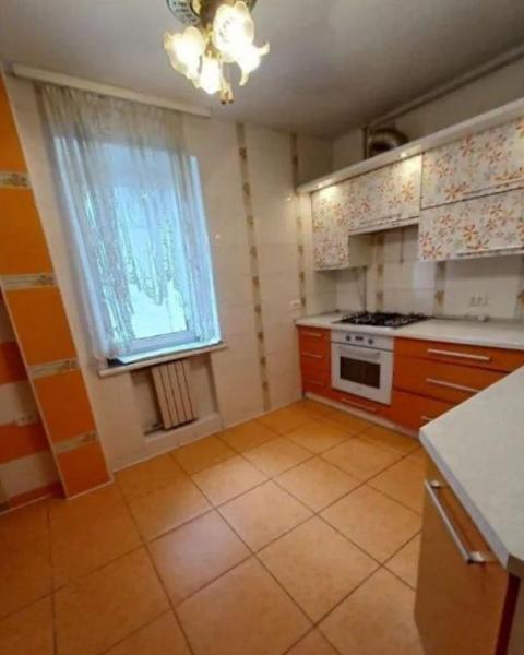 Продам 2-комнатную квартиру