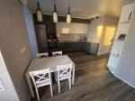 Продам 1-комнатную квартиру в новостройке, ЖК «Искринский», 50 м², евроремонт