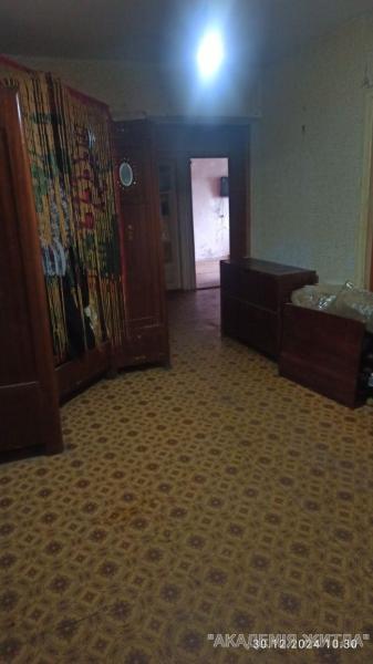 Продам 4-комнатную квартиру