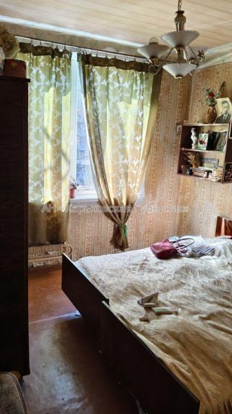 Продам 2-комнатную квартиру