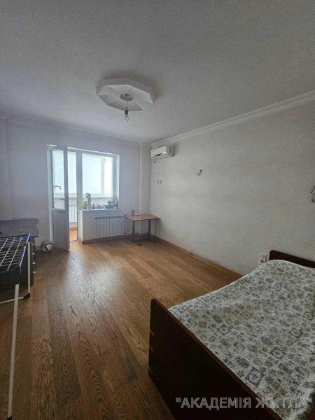 Продам 3-комнатную квартиру