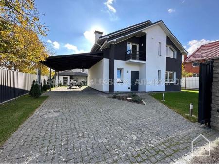 Продам 2-поверховий будинок