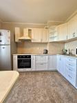 Продам 2-кімнатну квартиру, 72 м², євроремонт