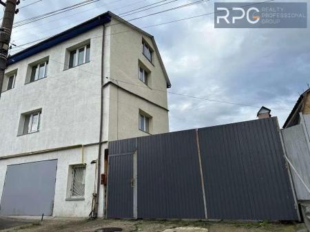 Продам офісна будівля