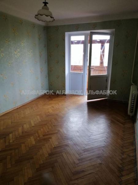 Продам 3-кімнатну квартиру