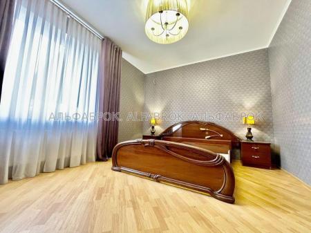 Продам 2-поверховий будинок