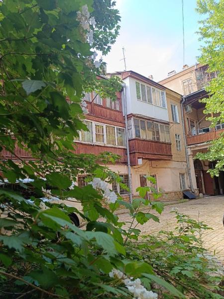 Продам 2-кімнатну квартиру