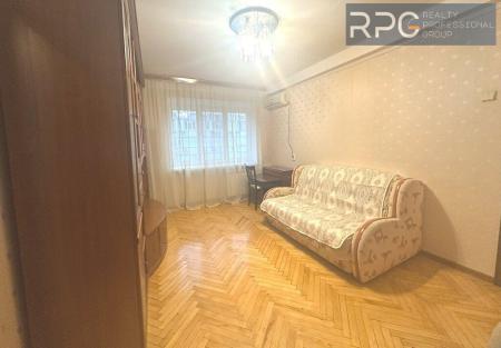 Продам 2-кімнатну квартиру