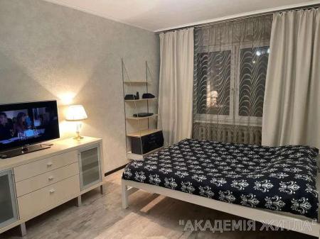 Сдам 3-комнатную квартиру в новостройке