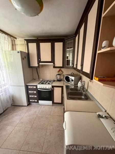 Продам 3-комнатную квартиру