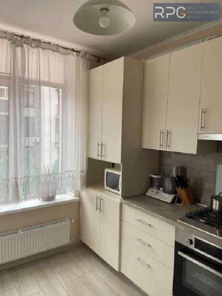 Продам 2-кімнатну квартиру