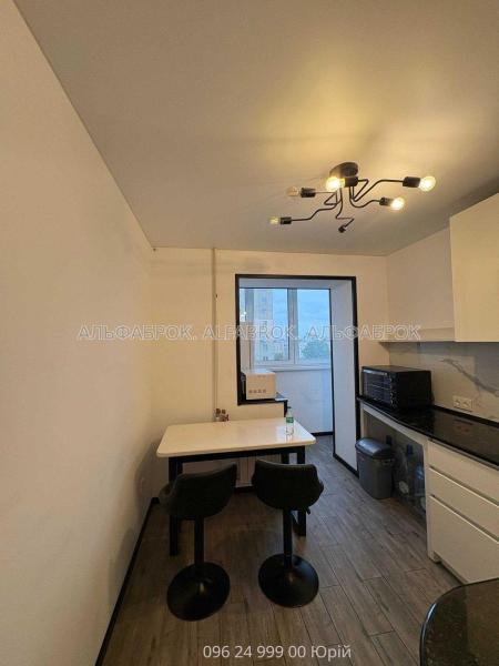 Продам 1-кімнатну квартиру