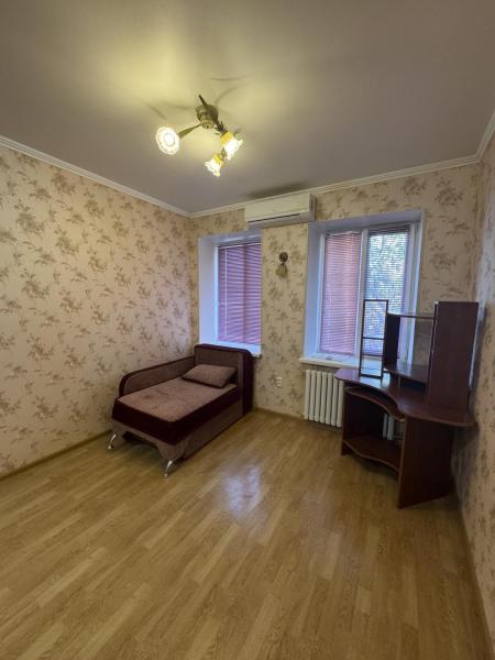Продам 2-комнатную квартиру