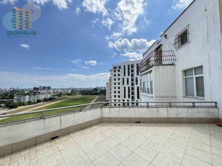 Продам 2-кімнатну квартиру, ЖК «Фаворит»
