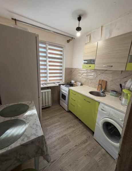 Продам 2-кімнатну квартиру