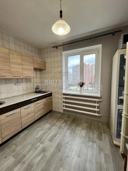 Продам 1-кімнатну квартиру