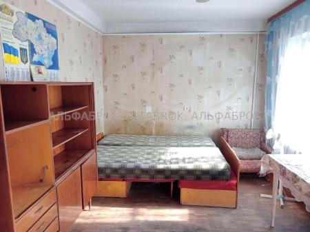 Продам 2-кімнатну квартиру