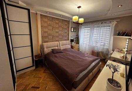 Продам 3-кімнатну квартиру