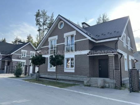 Продам 2-поверховий будинок