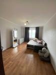 Продам 2-кімнатну квартиру, ЖК The Lakes, 72.20 м², косметичний ремонт