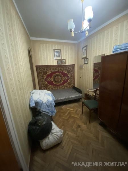 Продам 3-комнатную квартиру